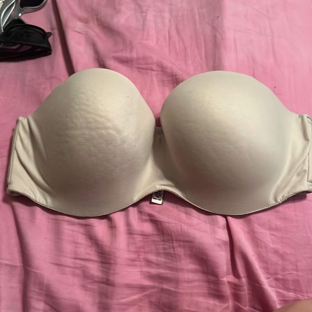 Victoria secret strapless bra